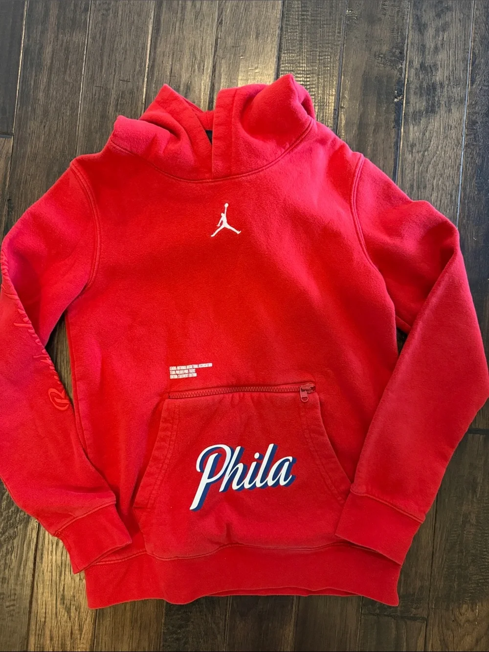 Nike Kids Blue & Red Jordan Sixers Sweatshirts with Black Graphic Tee (3)Size M